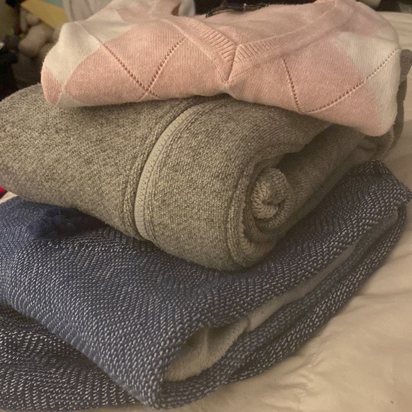 Sweater Bundle - Picture 13 of 13